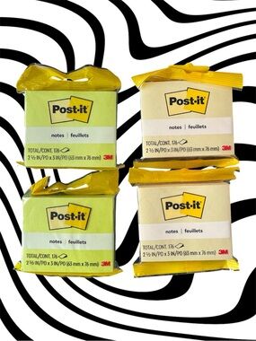 Post-it Notes lot of 4
